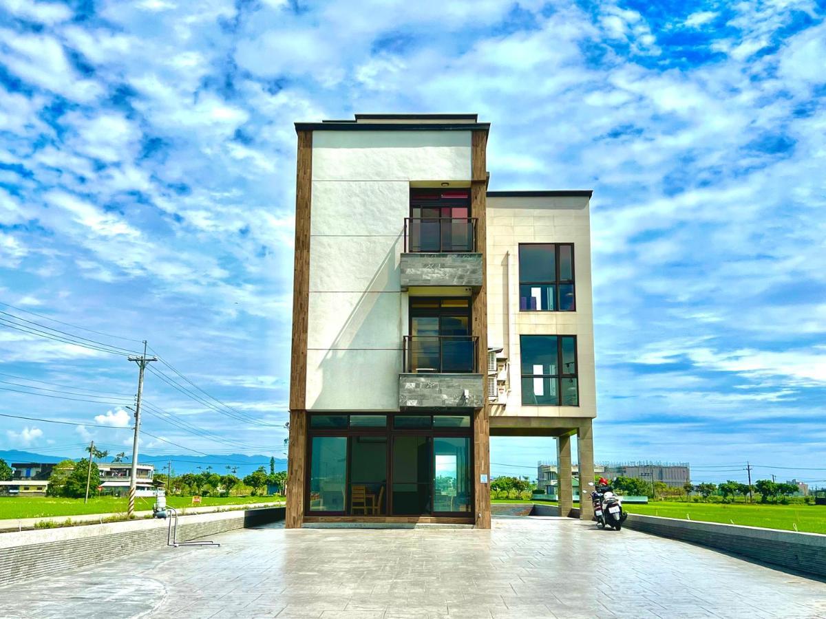 Xin Yi Bed and Breakfast Wujie Zhen Exteriör bild